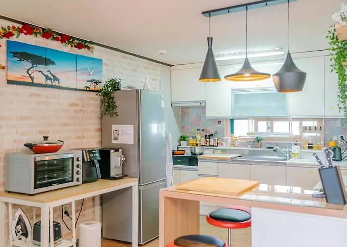 Appartamento For Family Group, 4min To Station Seul