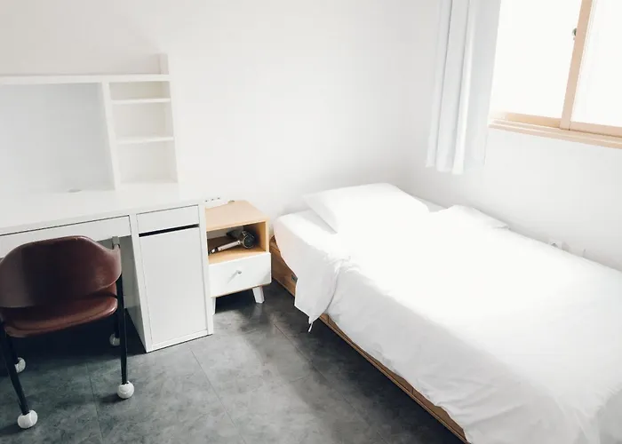 Appartamento For Family Group, 4min To Station Seul