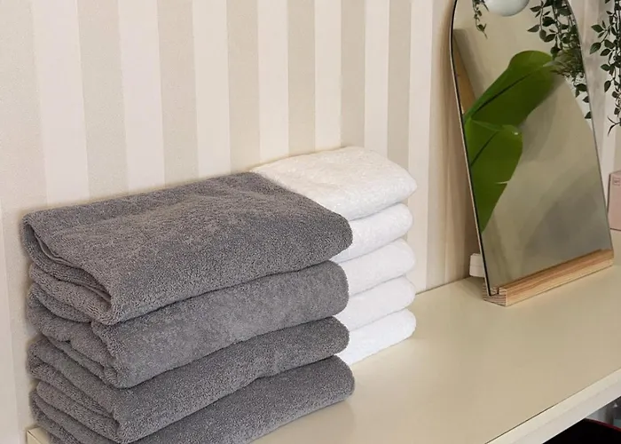 For Family Group, 4min To Station Apartment *